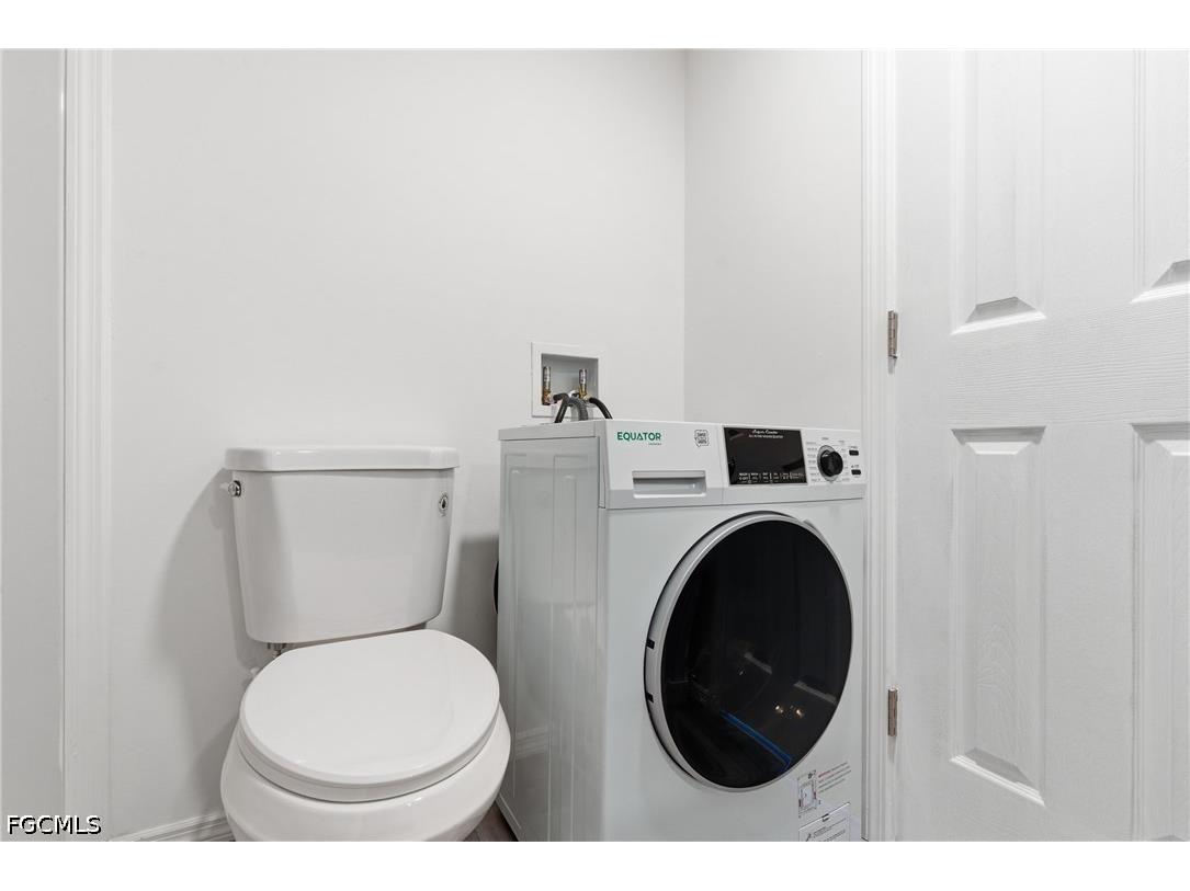 5558 Palm Beach Boulevard #82 Fort Myers FL 33905 2026019099 image8