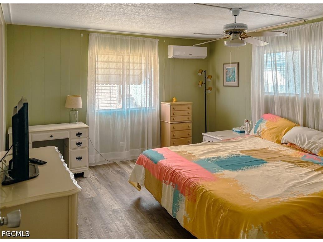 5558 Sir Walter Way North Fort Myers FL 33917 2026024381 image4