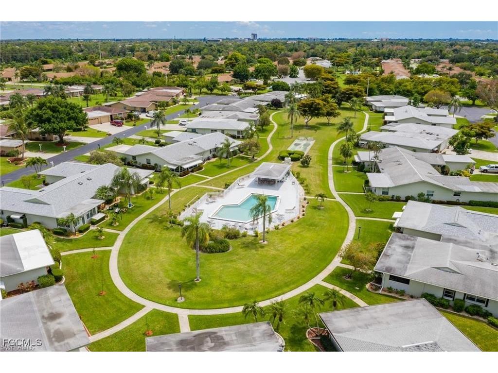 5559 Boynton Lane Fort Myers FL 33919 2025024456 image32