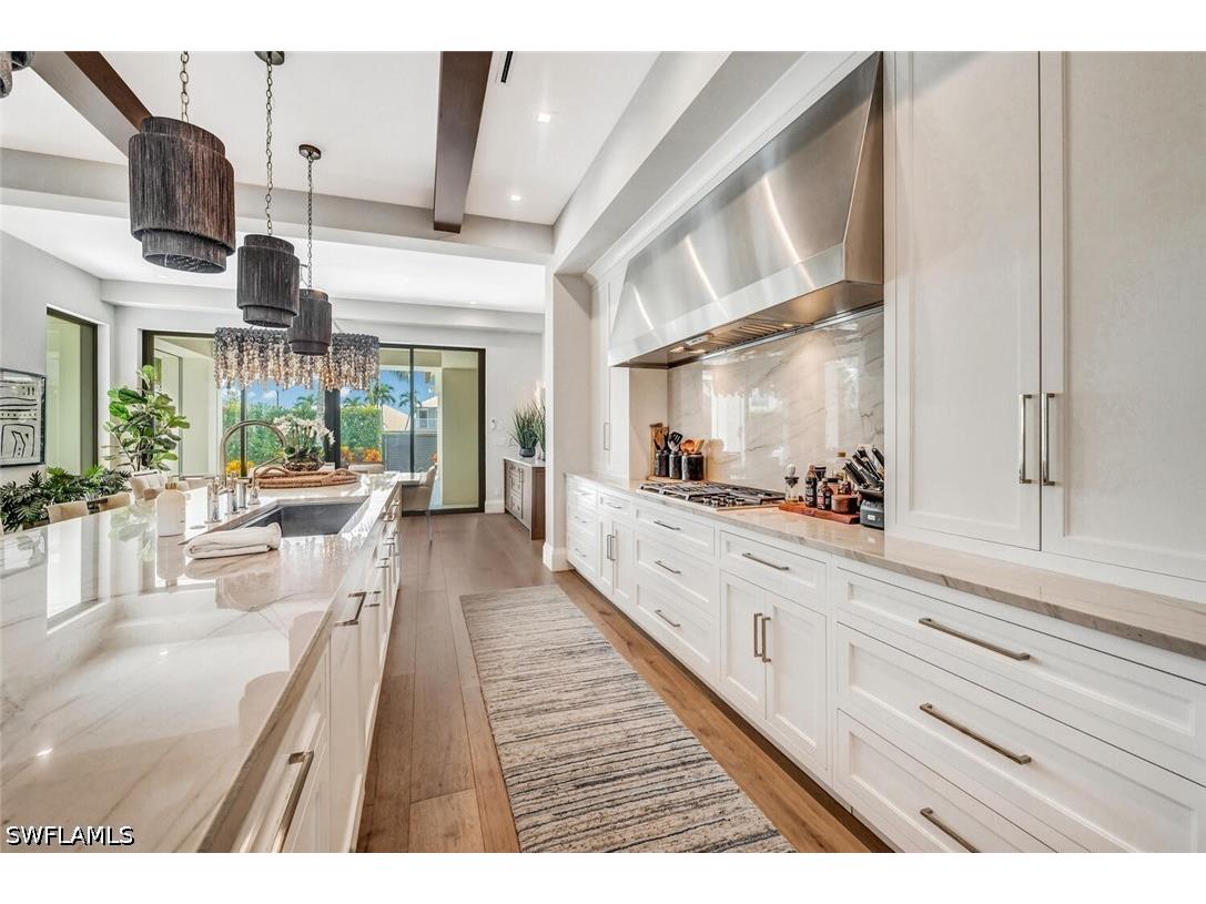 556 17th Avenue S Naples FL 34102 226024648 image17