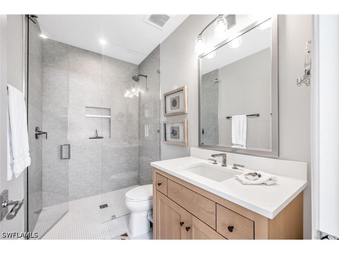556 17th Avenue S Naples FL 34102 226024648 image32