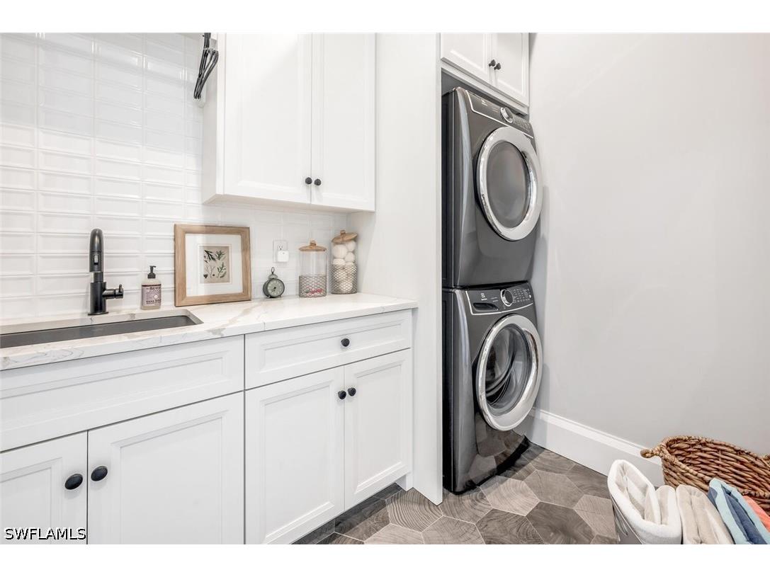 556 17th Avenue S Naples FL 34102 226024648 image37