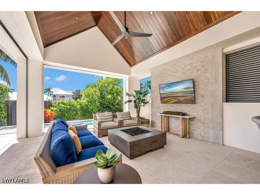 556 17th Avenue S Naples FL 34102 226024648 image38
