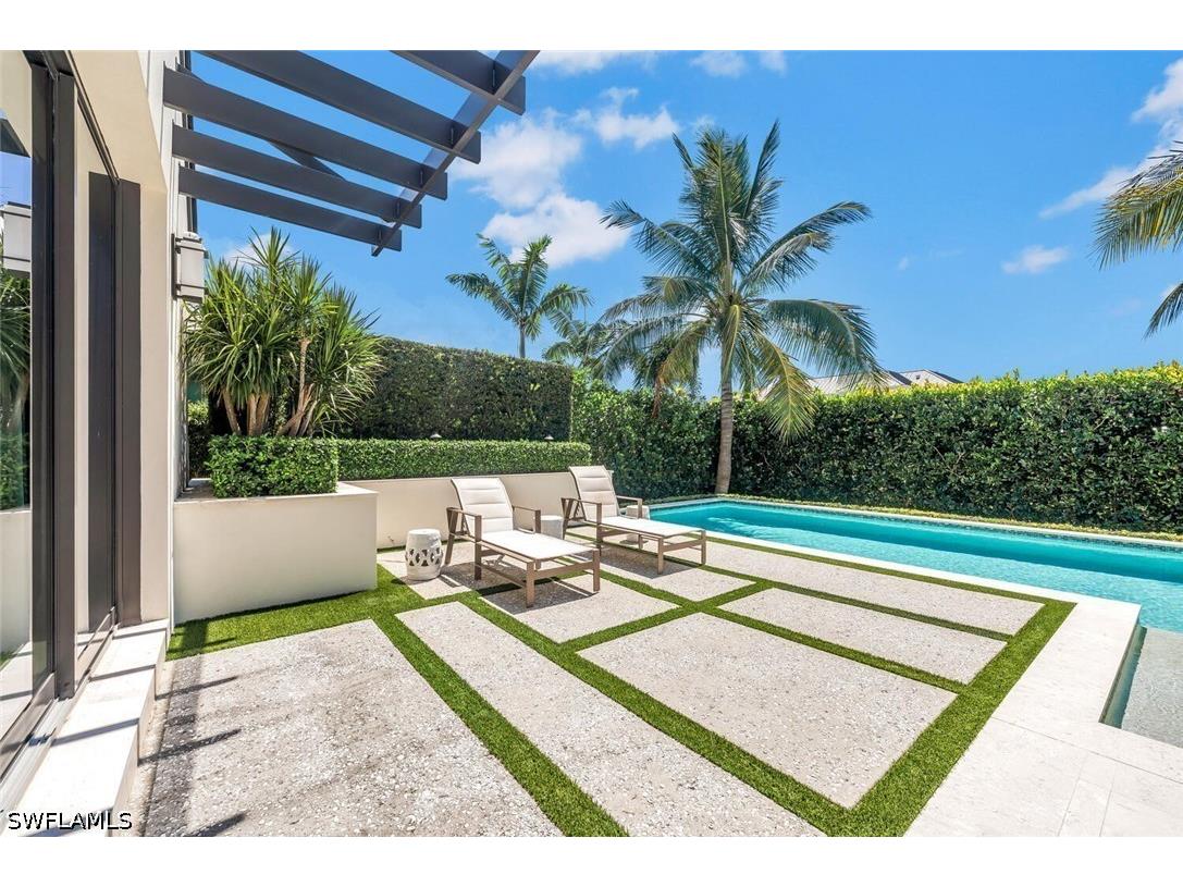 556 17th Avenue S Naples FL 34102 226024648 image44