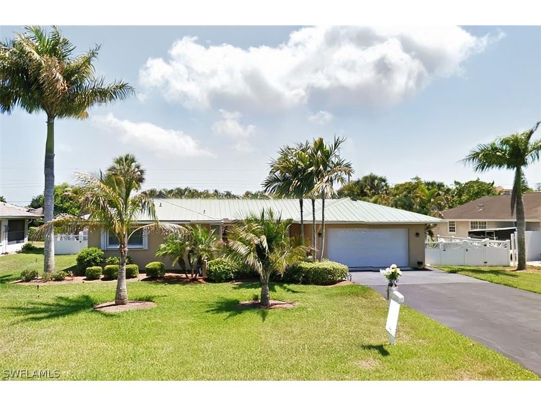 556 96th Avenue N Naples FL 34108 226007029 image1