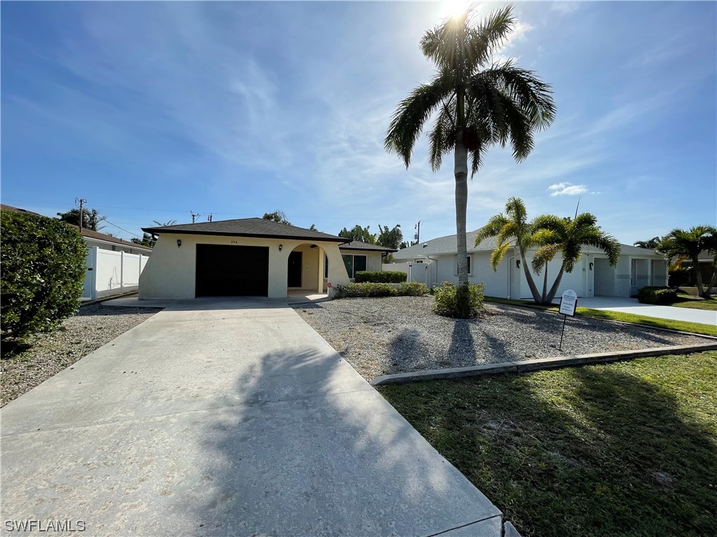 556 99th Avenue N Naples FL 34108 223079948 image1