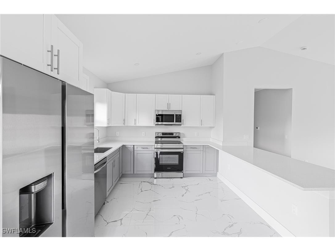 556 Woodview Drive Lehigh Acres FL 33972 225080774 image15