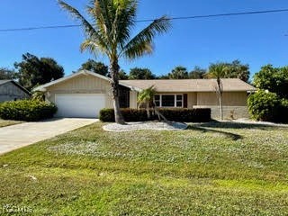 5560 Burnham Court North Fort Myers FL 33903 2025021486 image1