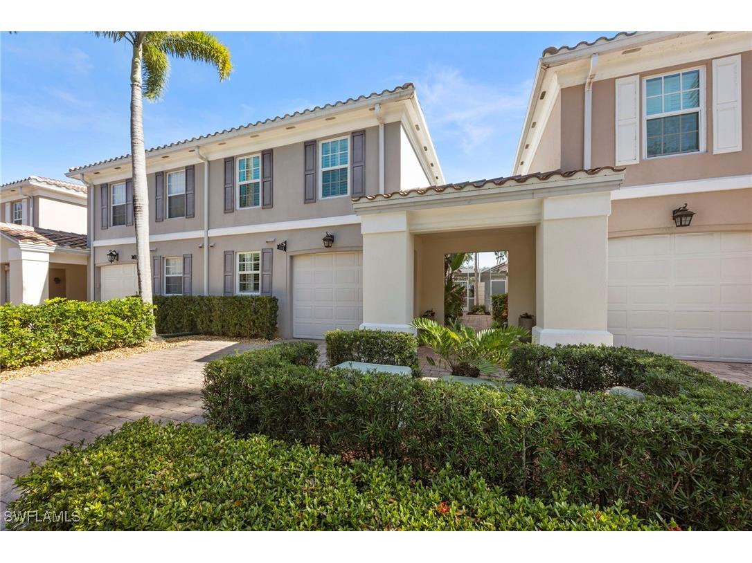 5561 Cove Circle Naples FL 34119 226003586 image1