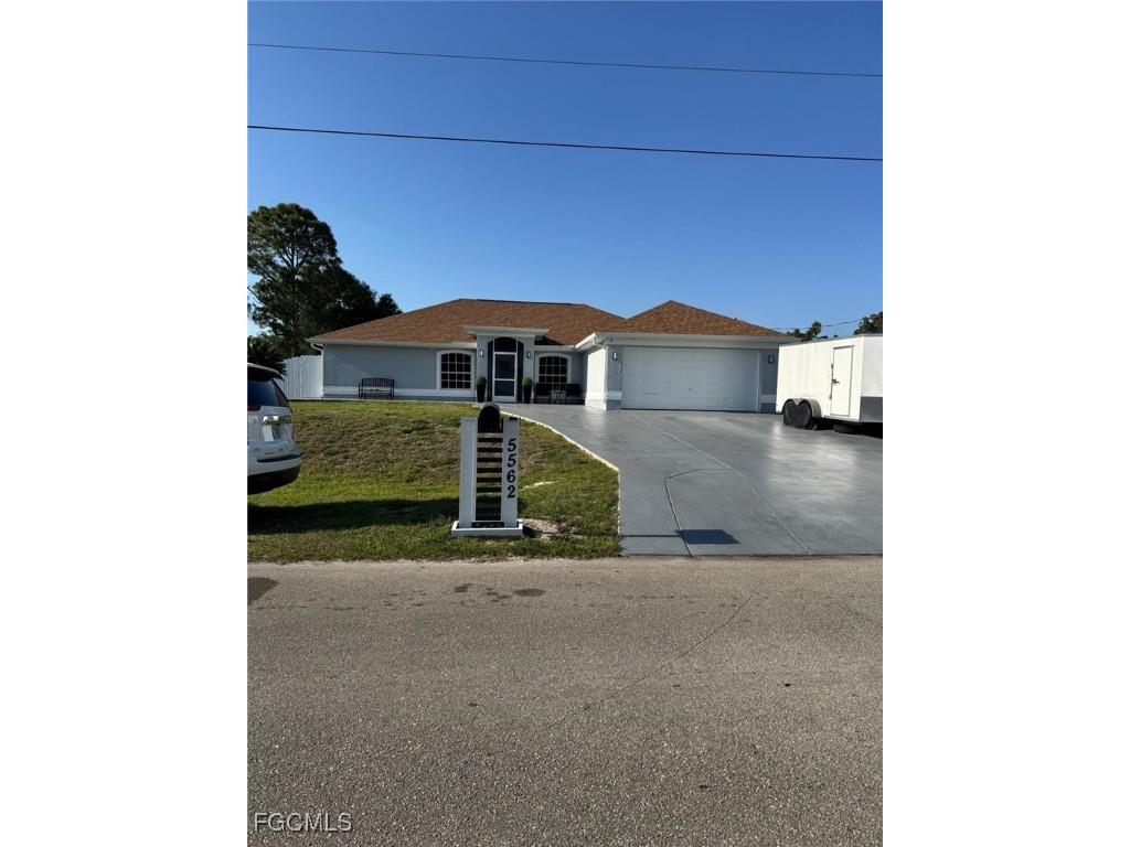 5562 Burr Street Lehigh Acres FL 33971 2026004258 image1