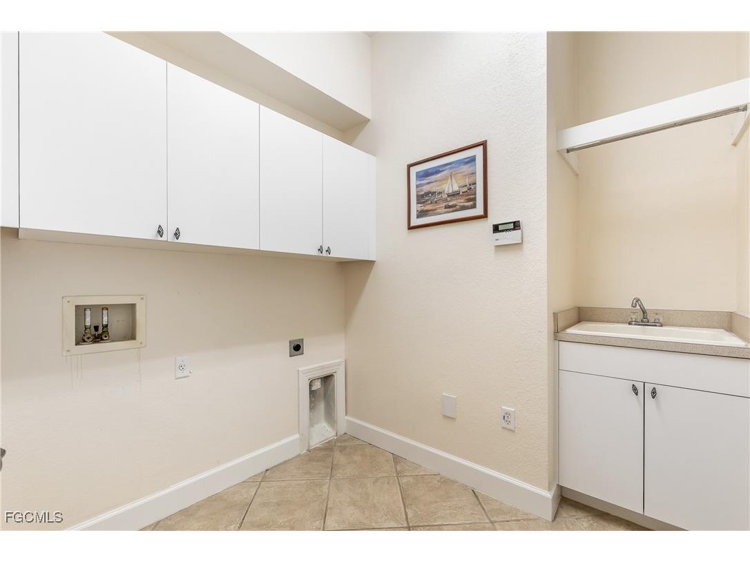 5562 Whispering Willow Way Fort Myers FL 33908 2025017090 image22