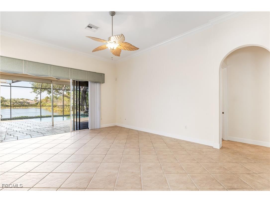 5562 Whispering Willow Way Fort Myers FL 33908 2025017090 image4