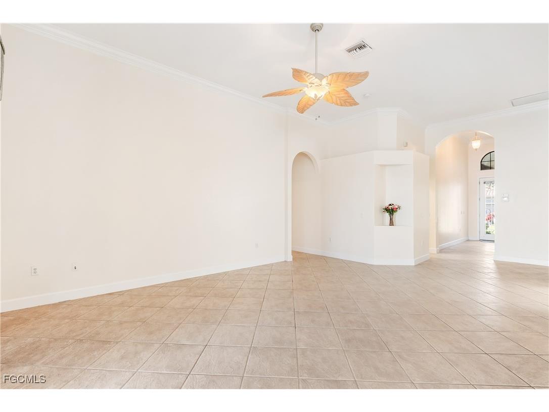 5562 Whispering Willow Way Fort Myers FL 33908 2025017090 image5