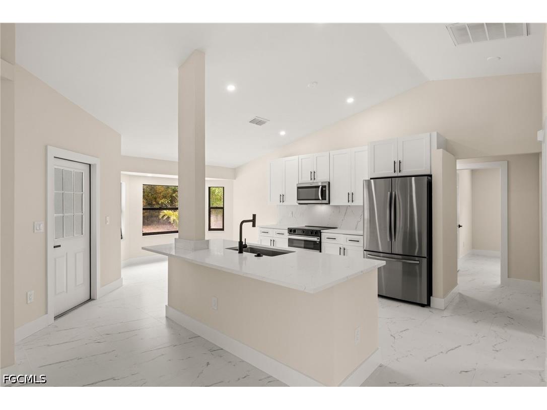 5563 Bay Point Road Bokeelia FL 33922 2026021690 image8