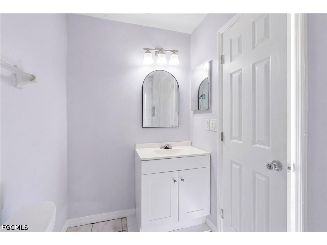 5563 Foxlake Drive North Fort Myers FL 33917 2026021227 image16