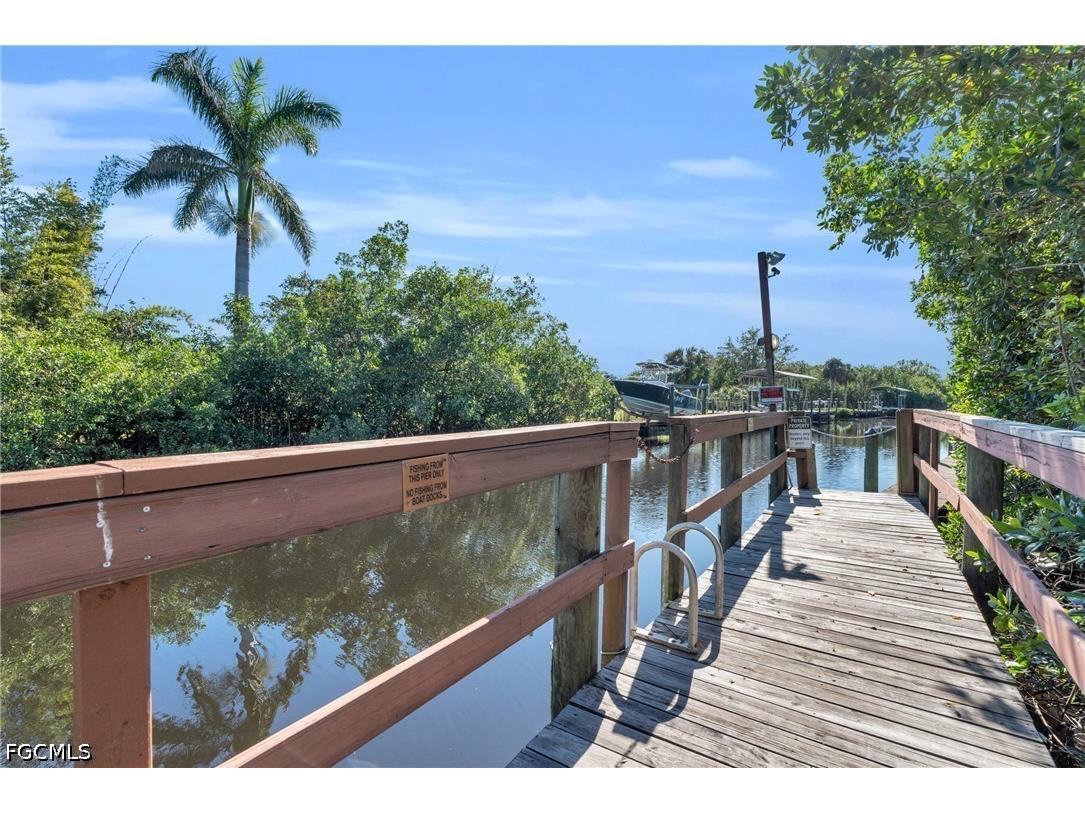 5563 Foxlake Drive North Fort Myers FL 33917 2026021227 image39