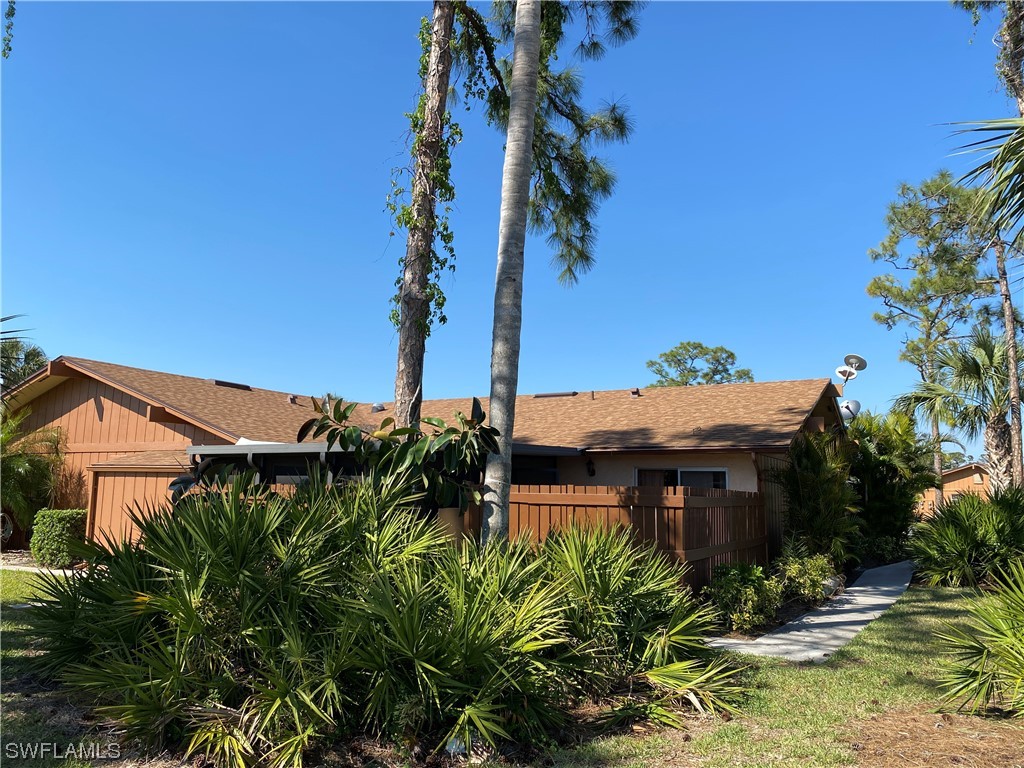 5563 Foxlake Drive North Fort Myers FL 33917 223022438 image1