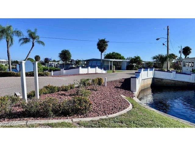 5563 Sir Walter Way North Fort Myers FL 33917 2025015348 image10