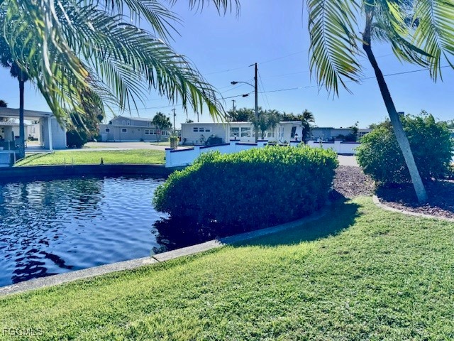 5563 Sir Walter Way North Fort Myers FL 33917 2025015348 image9