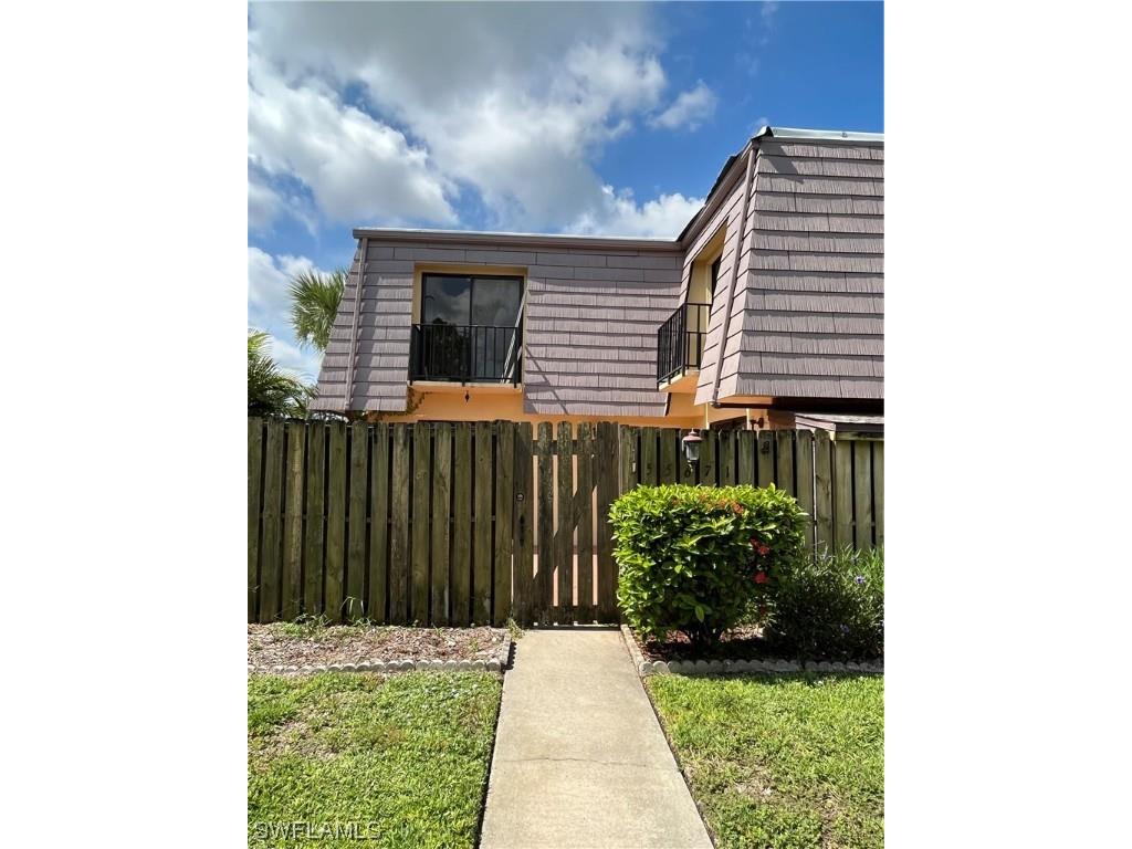 5567 Malt Drive #1 Fort Myers FL 33907 223047698 image1
