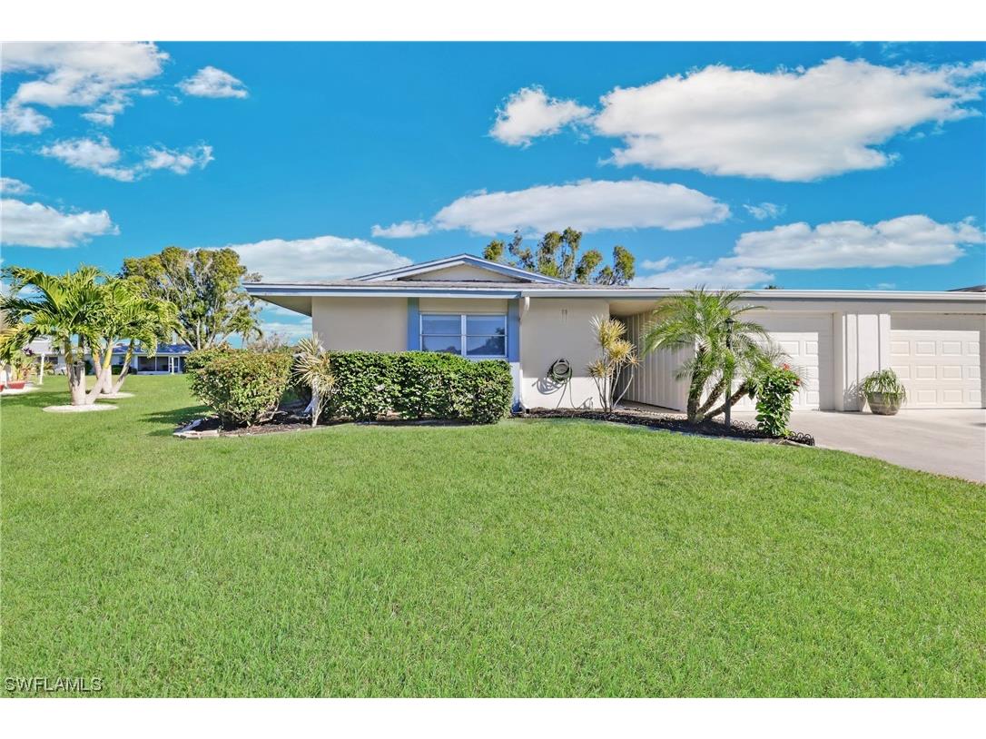 5569 Westwind Lane Fort Myers FL 33919 224003059 image1