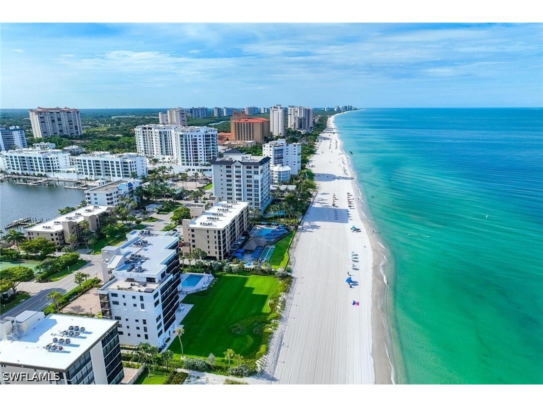 557 100th Avenue N Naples FL 34108 226022682 image17
