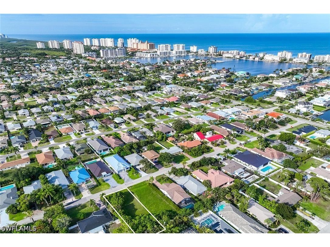 557 100th Avenue N Naples FL 34108 226022682 image7