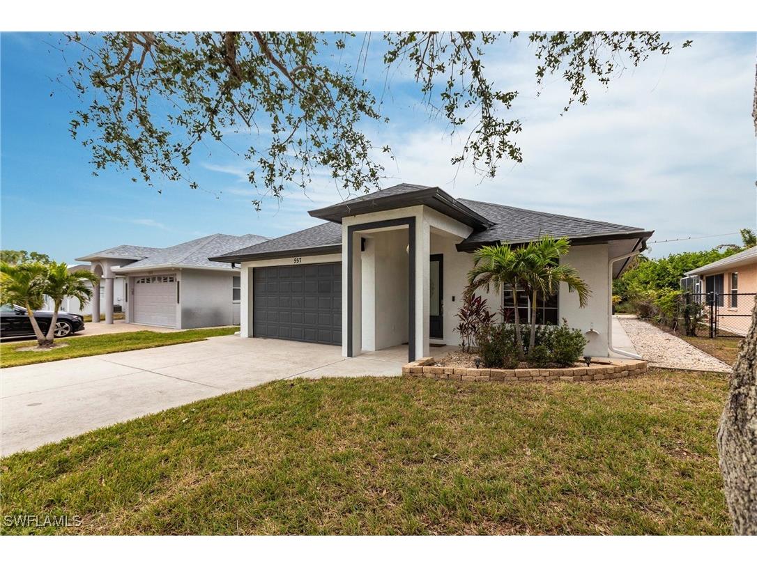 557 102nd Avenue N Naples FL 34108 225008384 image2