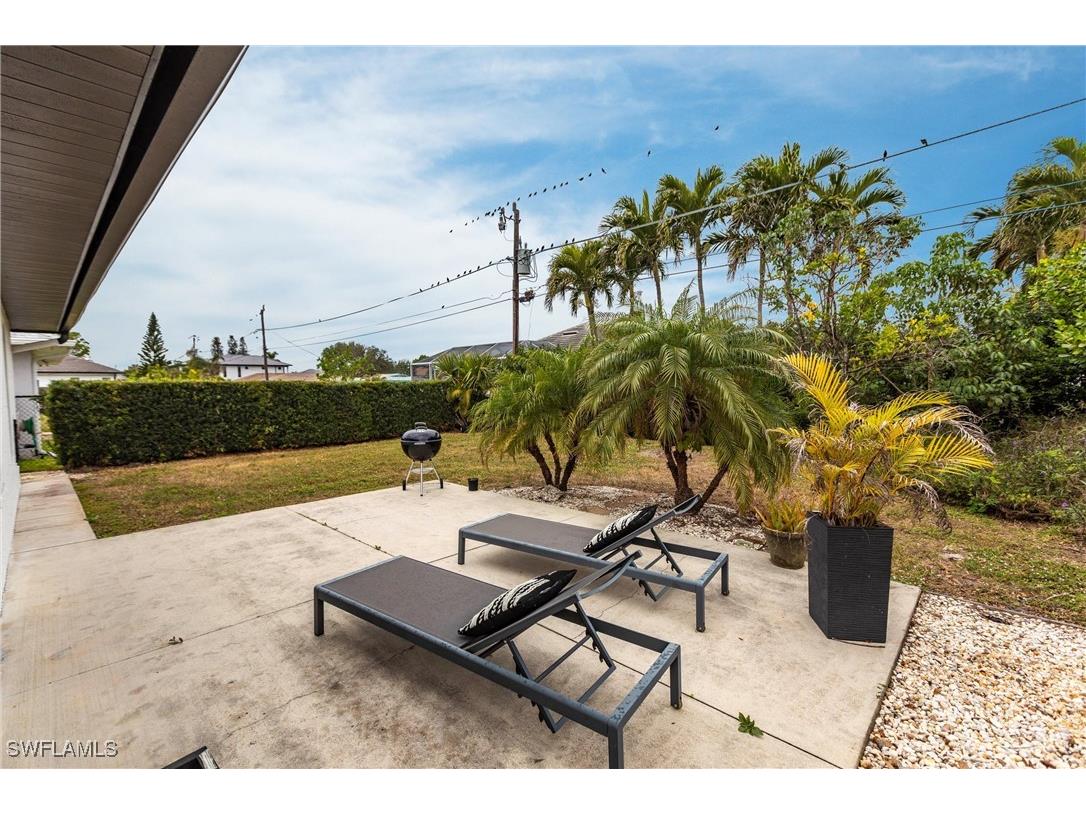 557 102nd Avenue N Naples FL 34108 225008384 image32