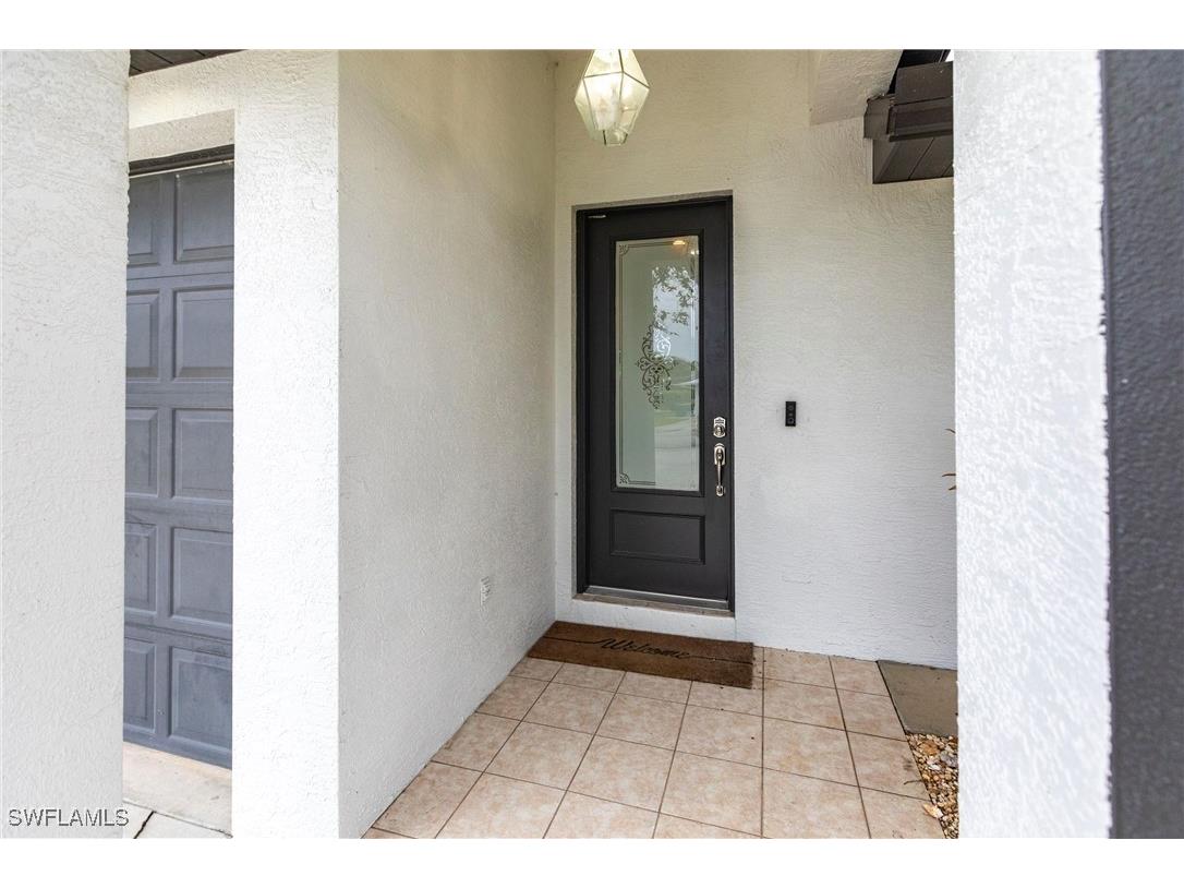 557 102nd Avenue N Naples FL 34108 225008384 image4