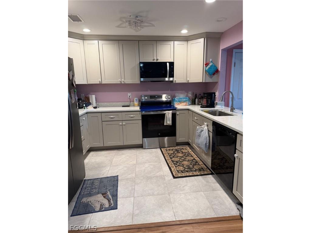 557 Ridgewood Street NW Port Charlotte FL 33952 2026007091 image3