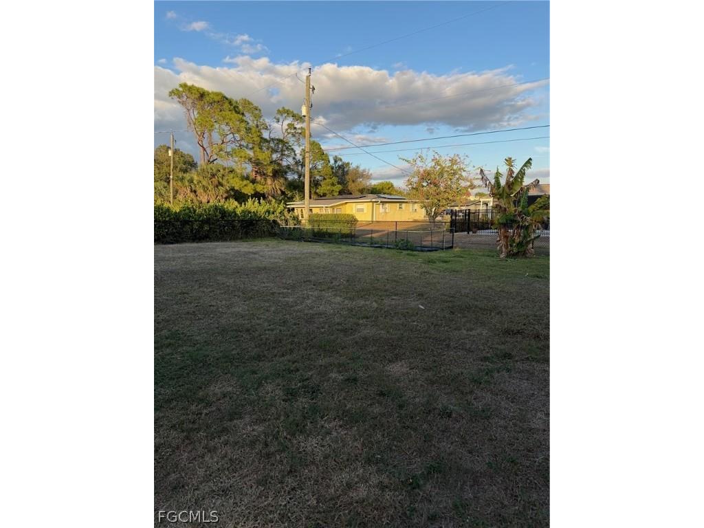 557 Ridgewood Street NW Port Charlotte FL 33952 2026007091 image34