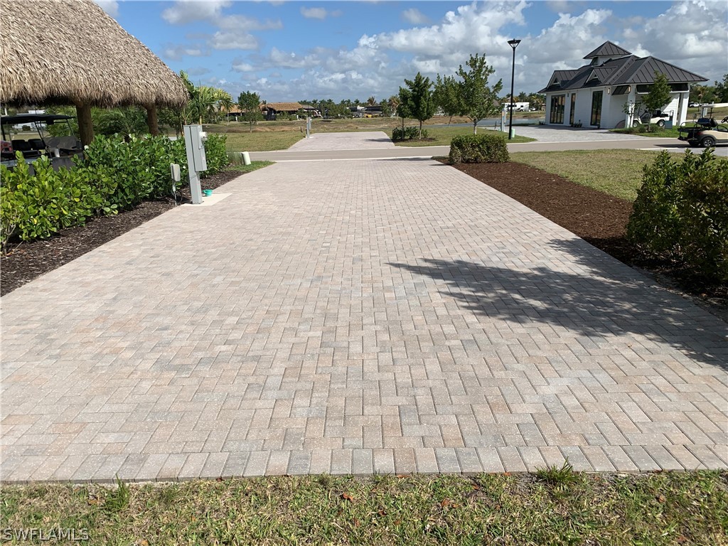 5570 Laguna Caribe Circle Fort Myers FL 33905 226010341 image1