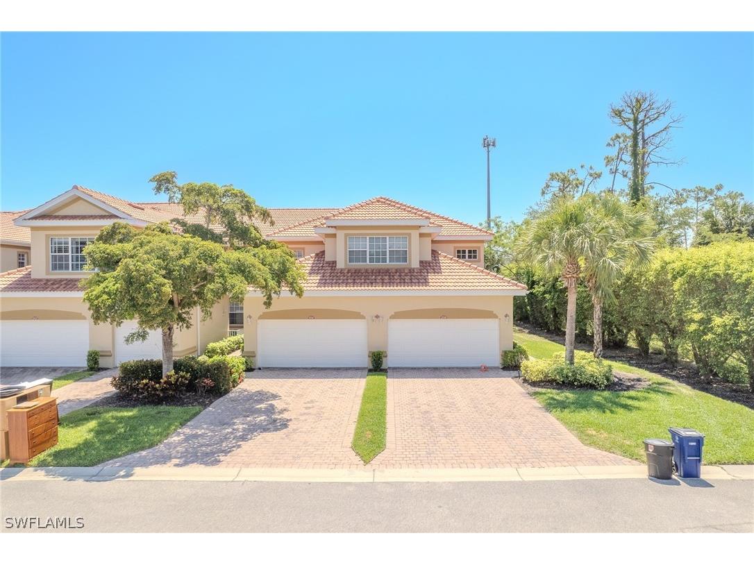 5571 Berkshire Drive #104 Fort Myers FL 33912 224046174 image1