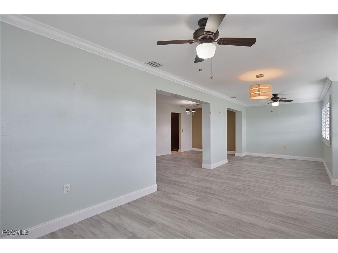 5573 Trellis Lane Fort Myers FL 33919 2025017307 image12