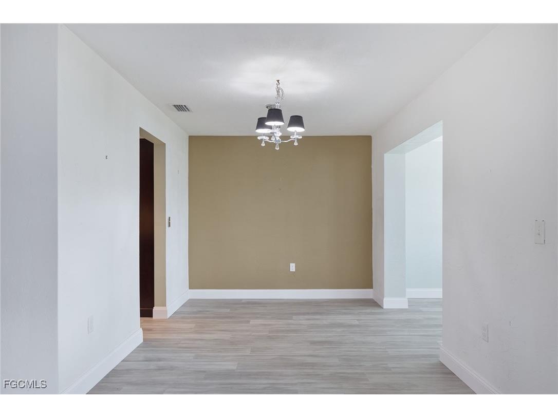 5573 Trellis Lane Fort Myers FL 33919 2025017307 image5