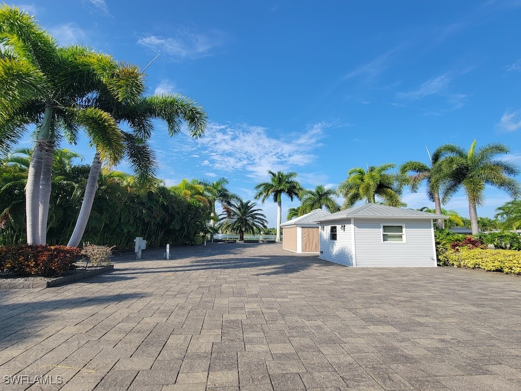 5574 Brightwood Drive Fort Myers FL 33905 224070212 image1