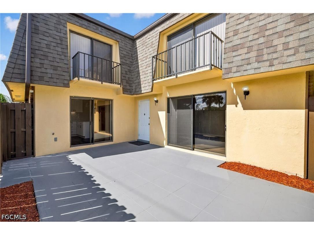 5576 Malt Drive #4 Fort Myers FL 33907 2026015843 image1
