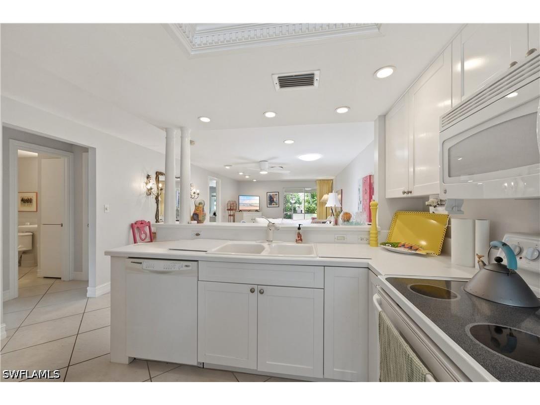 5579 Rattlesnake Hammock Road #B7 Naples FL 34113 226017015 image3