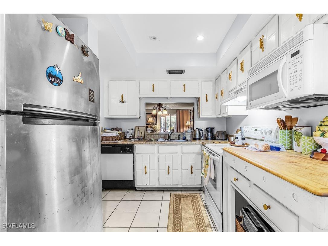 5579 Rattlesnake Hammock Road #B9 Naples FL 34113 225077474 image5