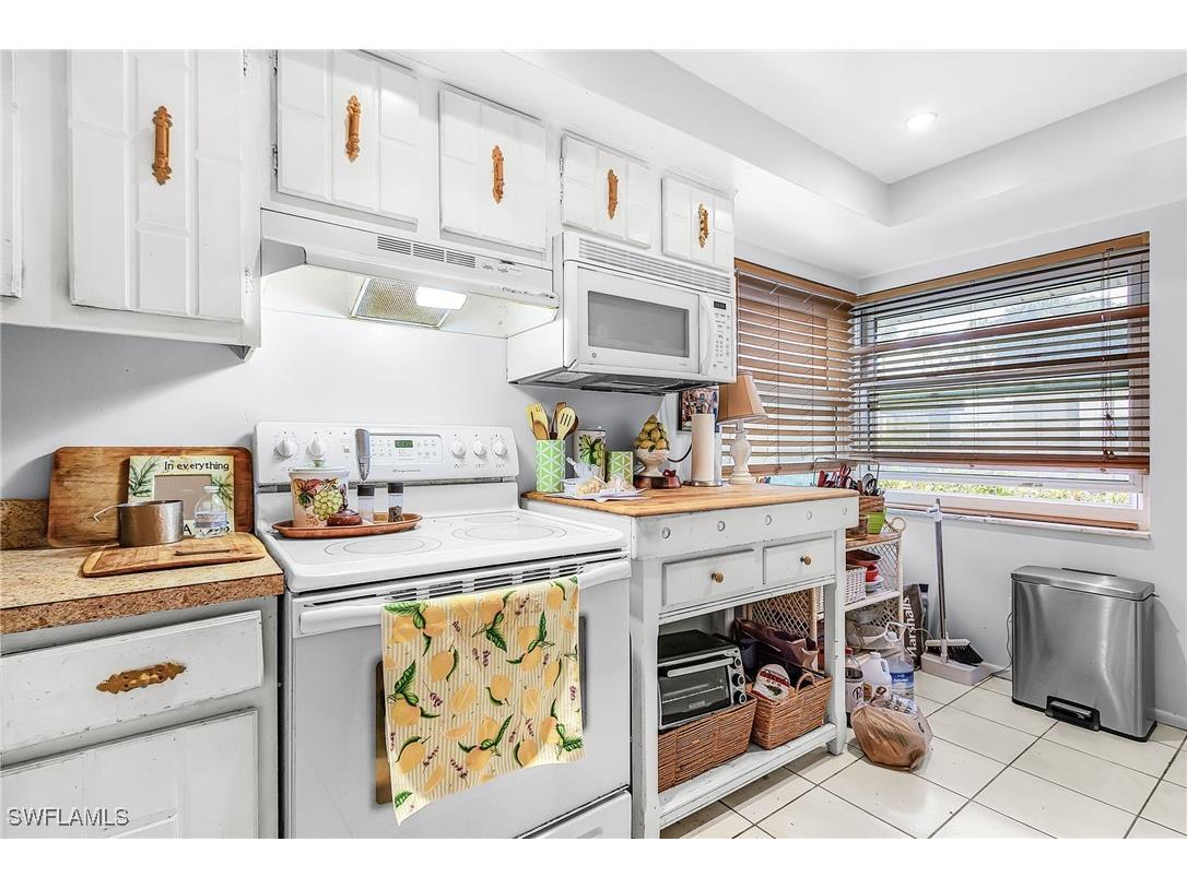 5579 Rattlesnake Hammock Road #B9 Naples FL 34113 225077474 image6