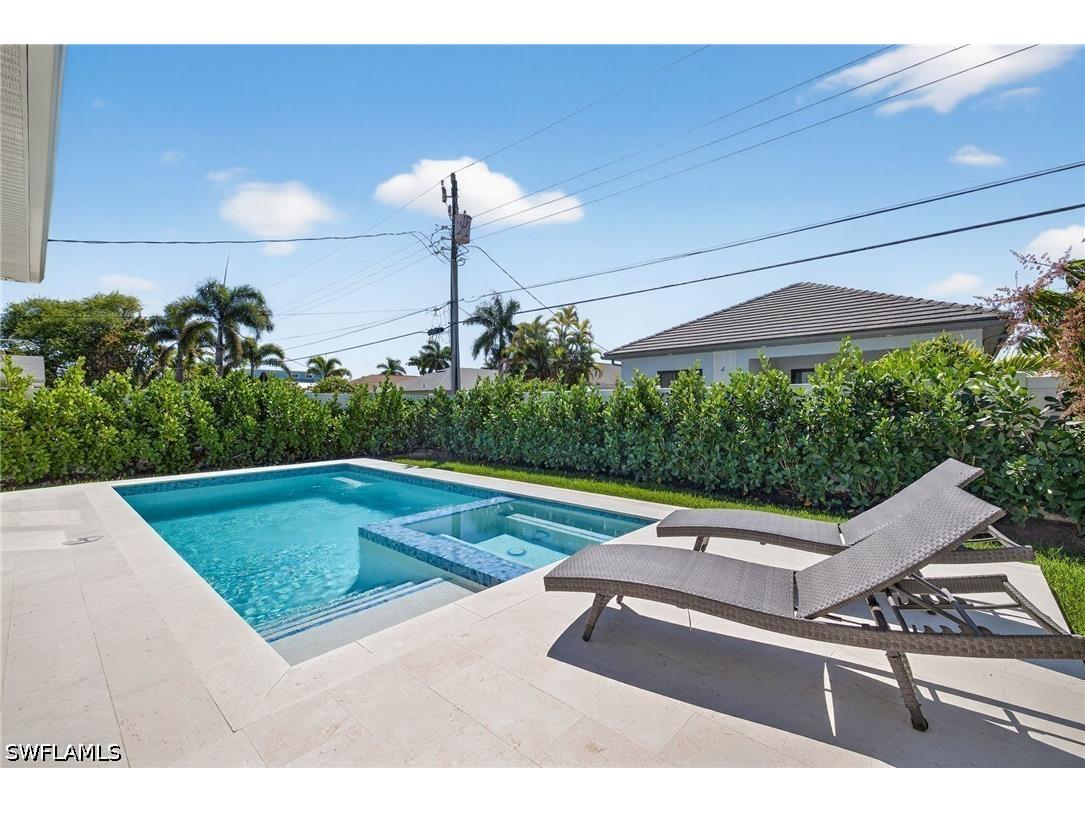 558 100th Avenue N Naples FL 34108 225068172 image29