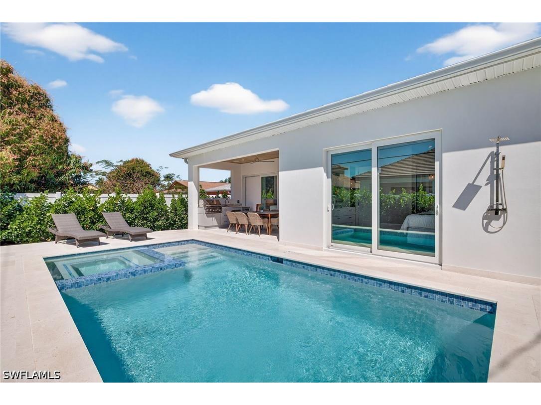 558 100th Avenue N Naples FL 34108 225068172 image31