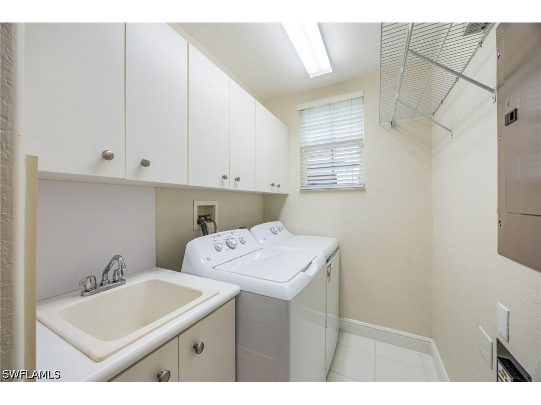 558 Vintage Reserve Lane #19A Naples FL 34119 226021639 image19