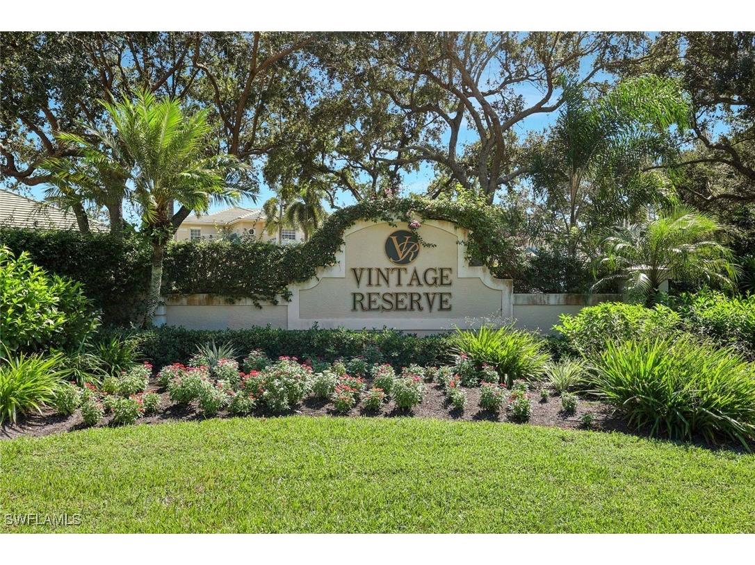 558 Vintage Reserve Lane #19B Naples FL 34119 225073852 image9