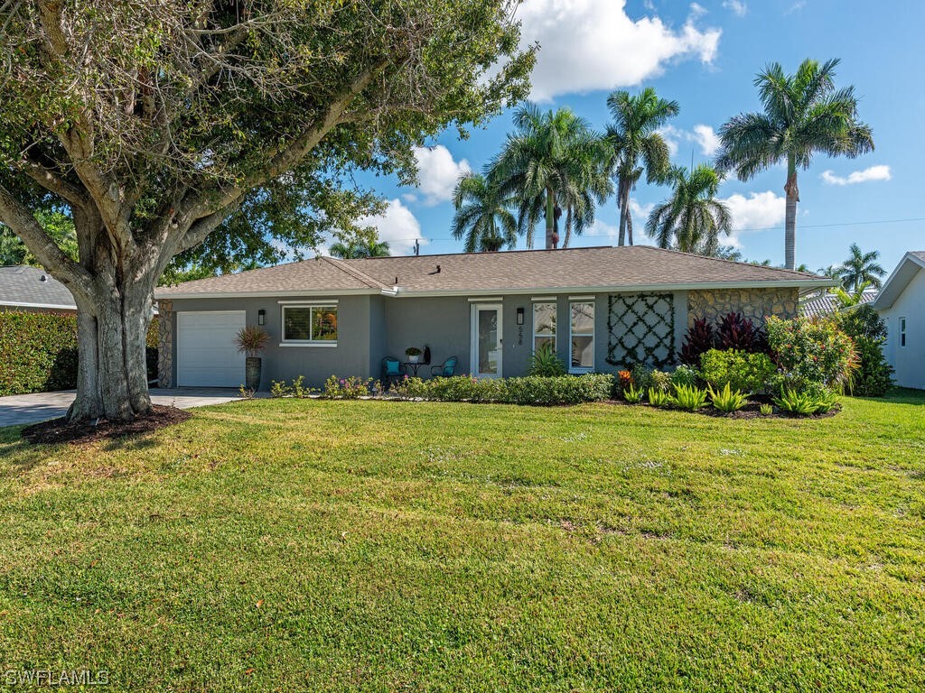 558 West Valley Drive Bonita Springs FL 34134 224007377 image1