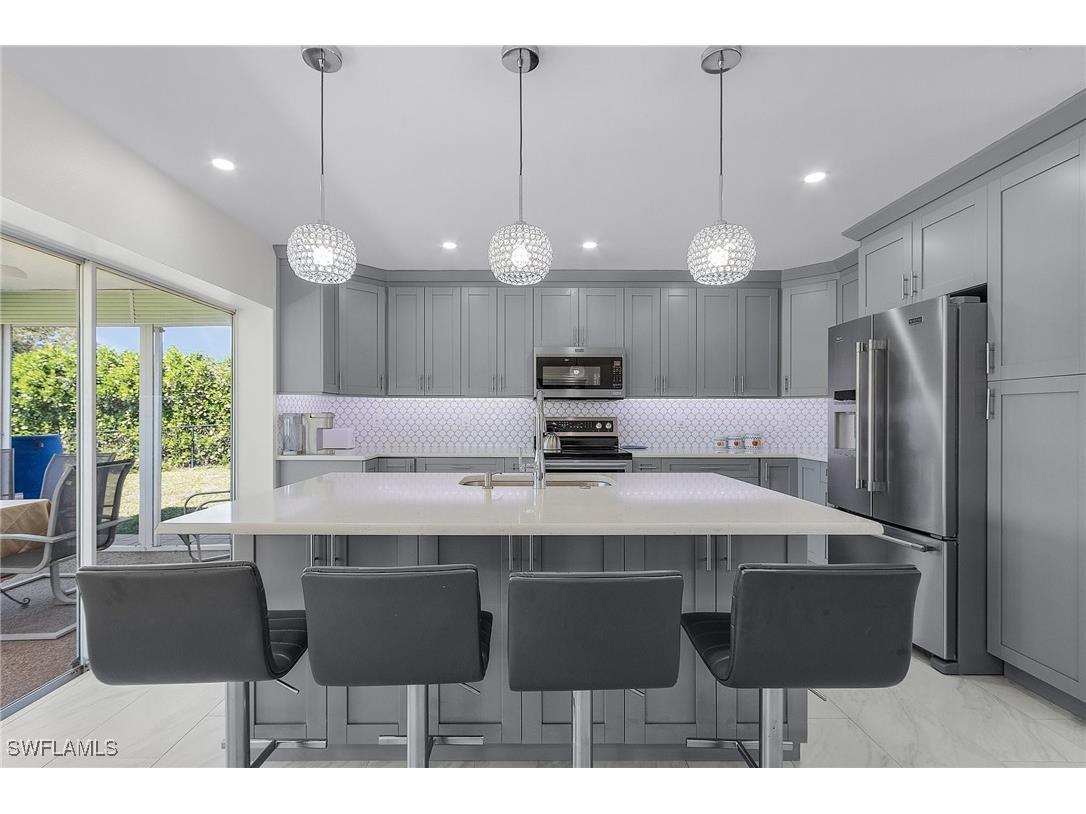 5581 Amoroso Drive Fort Myers FL 33919 225020963 image1