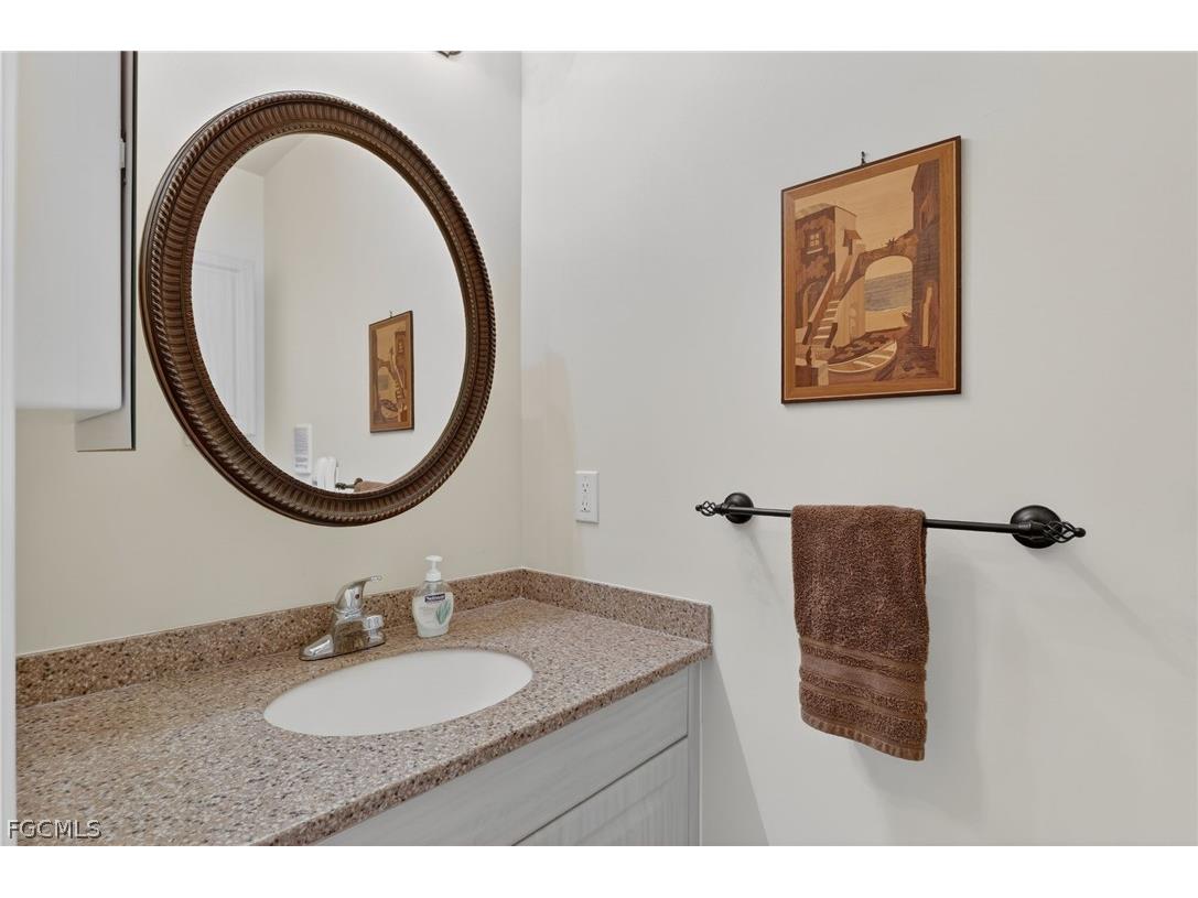 5581 Berkshire Drive #101 Fort Myers FL 33912 2026009920 image28