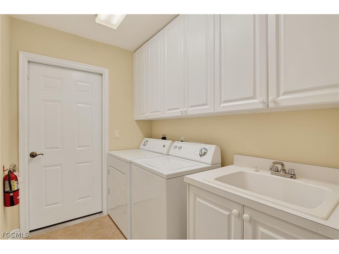 5581 Berkshire Drive #101 Fort Myers FL 33912 2026009920 image29