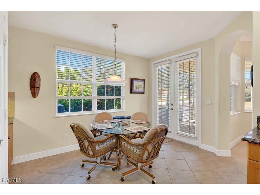 5581 Berkshire Drive #101 Fort Myers FL 33912 2026009920 image4